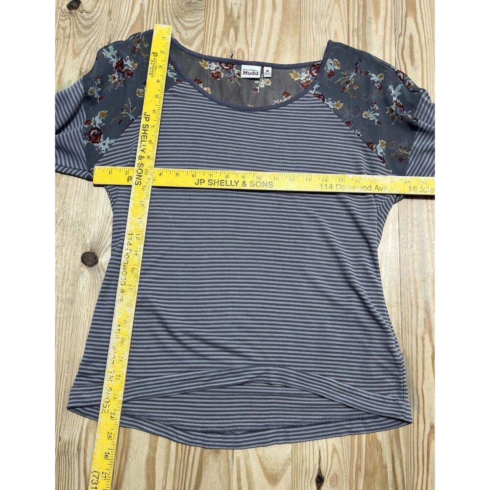 Mudd Top Womens Size M Gray Floral Striped Long Sleeve Boho Grunge Peasant - Picture 7 of 9